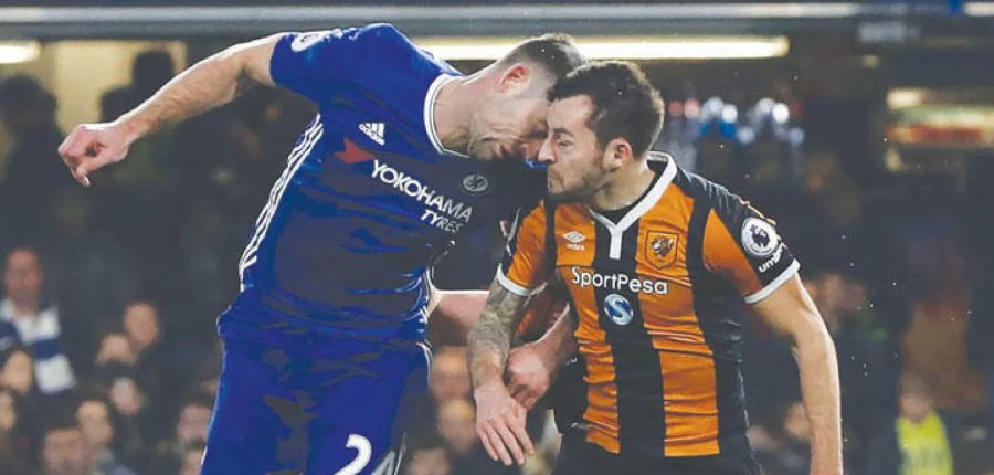 Quand la tête d’un joueur percute violemment le visage d’un adversaire